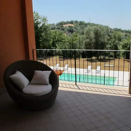 Saturnia - Piscina Privata - 9' Dalle Terme *