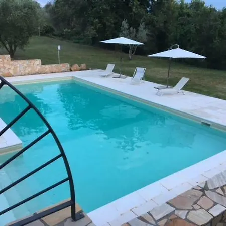 Saturnia - Piscina Privata - 9' Dalle Terme Villa *